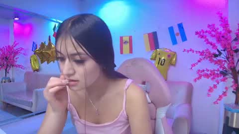 Zoe online show from July 12, 2026, 11:23 am