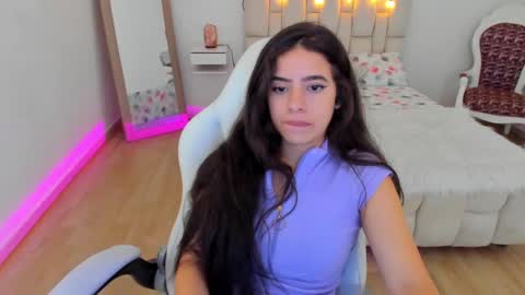 Zoe online show from February 24, 2025, 2:26 pm