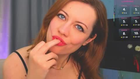 Snapshot of zoebellax chatting on May 9, 2026, 6:40 am Zoe online show from May 9, 2026, 6:40 am