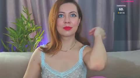 Snapshot of zoebellax chatting on June 22, 2026, 6:10 am Zoe online show from June 22, 2026, 6:10 am