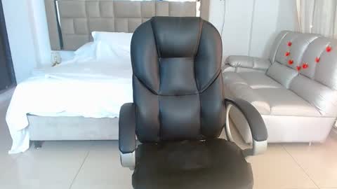 ZOE online show from March 17, 2026, 1:47 pm