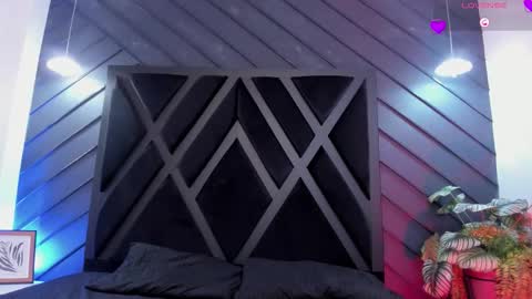 Zoe 3 online show from February 17, 2026, 6:03 pm