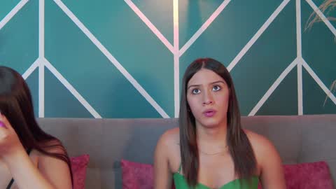 Zoe online show from December 5, 2024, 2:11 pm