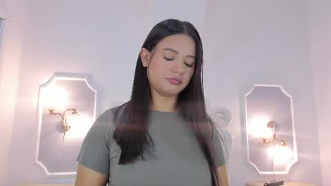 Zoe online show from July 29, 2026, 2:59 pm