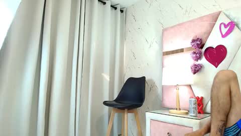 Snapshot of zoelucas chatting on September 29, 2025, 7:19 pm zoelucas online show from September 29, 2025, 7:19 pm