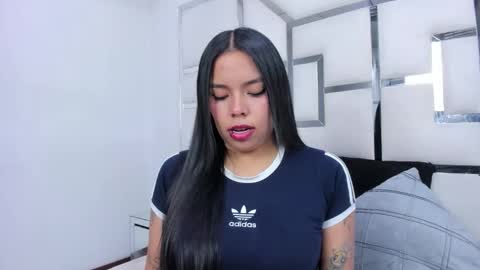 Snapshot of zoeswanx chatting on February 10, 2026, 1:59 pm ZoeSwam online show from February 10, 2026, 1:59 pm