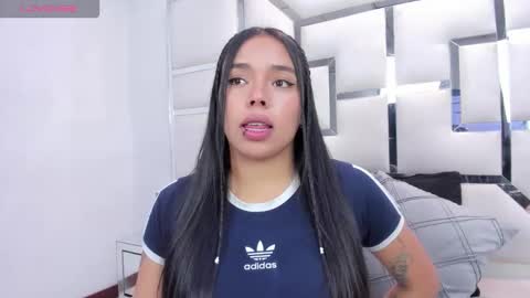 Snapshot of zoeswanx chatting on February 17, 2026, 1:51 pm ZoeSwam online show from February 17, 2026, 1:51 pm