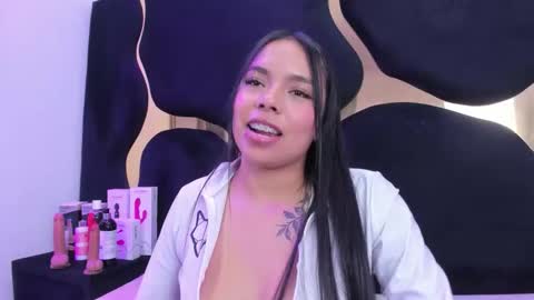 Snapshot of zoeswanx chatting on March 16, 2026, 5:44 am ZoeSwam online show from March 16, 2026, 5:44 am