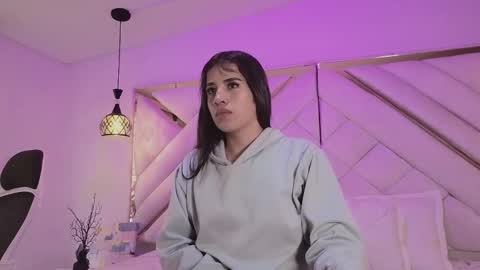 Zoe online show from February 3, 2026, 12:21 pm