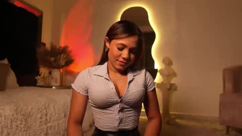 Snapshot of zoevidal_ chatting on October 13, 2025, 11:54 am zoevidal_ online show from October 13, 2025, 11:54 am