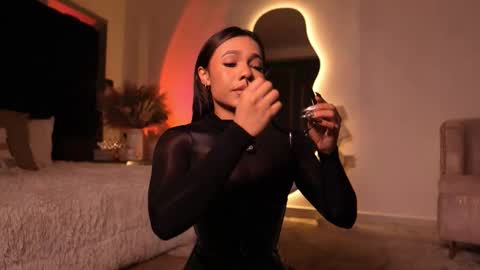 Snapshot of zoevidal_ chatting on November 5, 2025, 12:05 pm zoevidal_ online show from November 5, 2025, 12:05 pm