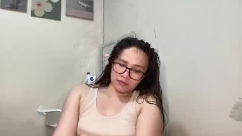 zoey_foryou online show from June 7, 2026, 10:30 am