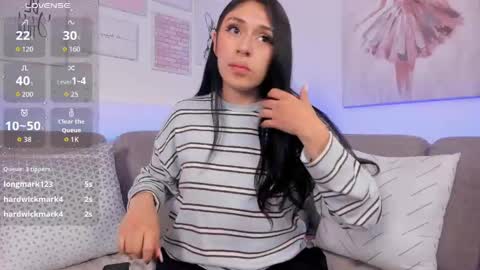 Snapshot of zoey_monroe_ chatting on May 28, 2026, 1:08 pm Zoey online show from May 28, 2026, 1:08 pm