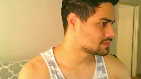 ZohanMohamed online show from December 4, 2025, 7:33 pm