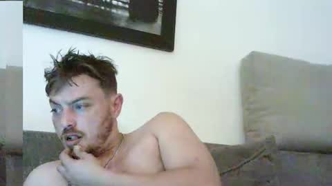 Snapshot of zoro2712 chatting on October 30, 2025, 8:42 pm Roy online show from October 30, 2025, 8:42 pm