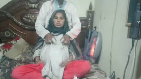 Snapshot of zoyakhan803 chatting on January 10, 2026, 1:18 am zoyakhan803 online show from January 10, 2026, 1:18 am