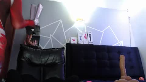 Snapshot of zpzphot chatting on October 7, 2025, 1:36 am zpzphot online show from October 7, 2025, 1:36 am