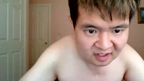 zuko0103 online show from June 3, 2026, 5:18 pm