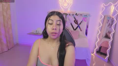 Snapshot of zury_tay chatting on October 13, 2025, 11:43 am ZURY online show from October 13, 2025, 11:43 am