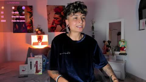 Snapshot of zuryramirez_ chatting on November 24, 2025, 9:36 pm Zury Ramirez online show from November 24, 2025, 9:36 pm