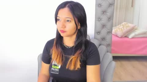 Snapshot of zusan_king_ chatting on April 29, 2026, 2:59 am Im Zusan My schedule is from 1030pm to 430 am colombian time online show from April 29, 2026, 2:59 am