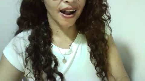 zusanahot online show from February 6, 2025, 1:27 am