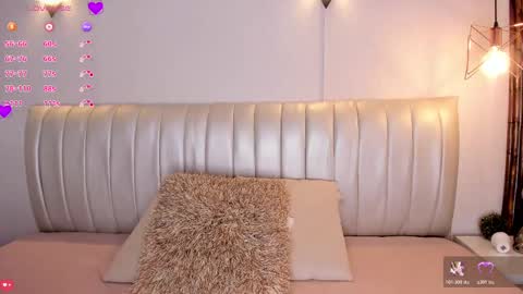 Zara online show from October 21, 2025, 7:25 pm