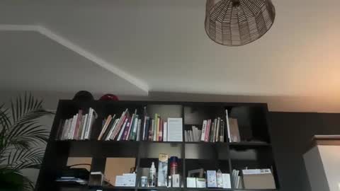 zwickauer1969 online show from February 26, 2025, 7:09 am