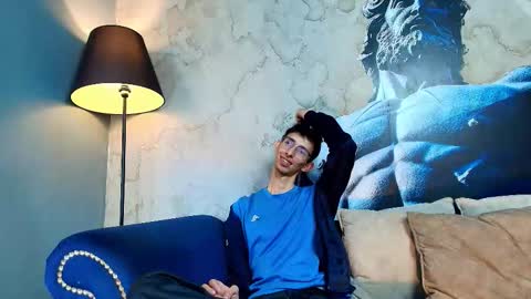 Zyro Nigth online show from December 3, 2025, 7:23 pm