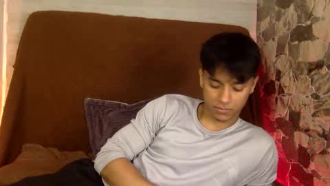 Snapshot of zyzz_1812 chatting on February 1, 2026, 3:05 am zyzz_1812 online show from February 1, 2026, 3:05 am