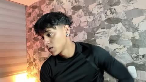 zyzz_1812 online show from March 17, 2026, 3:22 am