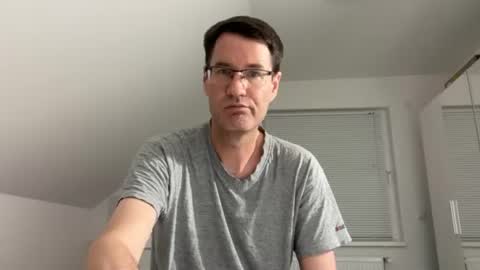 Snapshot of zzz123_cam chatting on June 19, 2026, 3:05 pm zzz123_cam online show from June 19, 2026, 3:05 pm