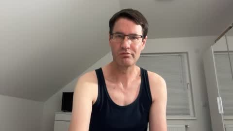 Snapshot of zzz123_cam chatting on July 17, 2026, 2:02 pm zzz123_cam online show from July 17, 2026, 2:02 pm