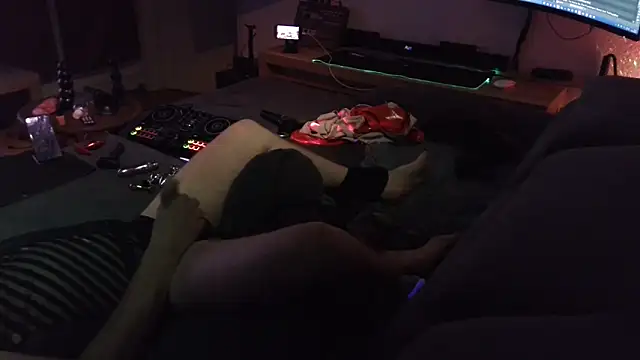 Snapshot of davidgntxxxxx chatting on September 27, 2025, 5:12 am davidgntxxxxx online show from September 27, 2025, 5:12 am