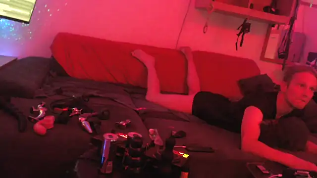 Snapshot of davidgntxxxxx chatting on October 31, 2025, 5:58 pm davidgntxxxxx online show from October 31, 2025, 5:58 pm