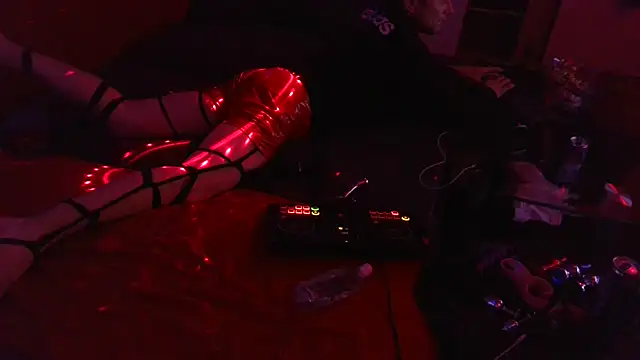 Snapshot of davidgntxxxxx chatting on November 5, 2025, 5:46 pm davidgntxxxxx online show from November 5, 2025, 5:46 pm