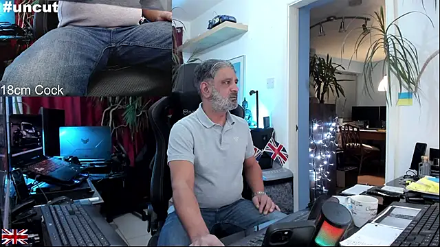 Snapshot of OnlineBossUK chatting on October 25, 2025, 5:40 pm OnlineBossUK online show from October 25, 2025, 5:40 pm