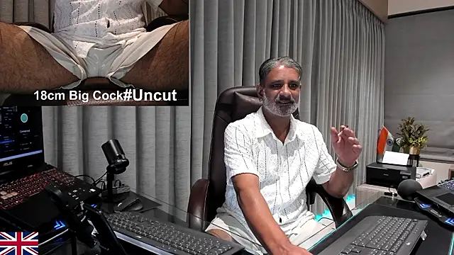Snapshot of OnlineBossUK chatting on March 14, 2026, 3:28 pm OnlineBossUK online show from March 14, 2026, 3:28 pm