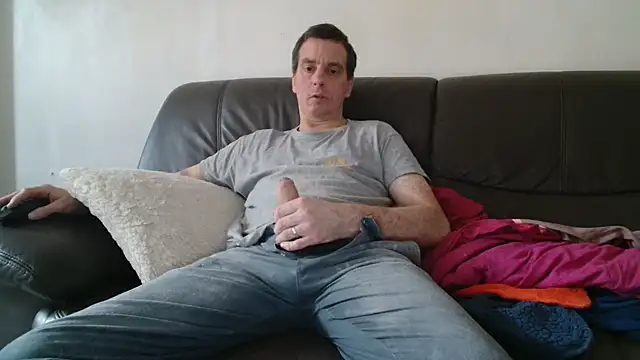 cloupefun online show from November 13, 2025, 7:51 am