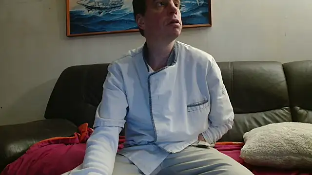 Snapshot of cloupefun chatting on February 17, 2026, 6:43 am cloupefun online show from February 17, 2026, 6:43 am