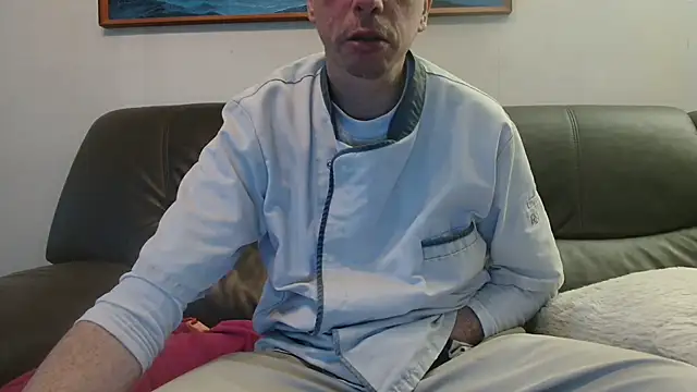 Snapshot of cloupefun chatting on February 20, 2026, 7:21 am cloupefun online show from February 20, 2026, 7:21 am