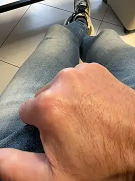 Snapshot of buodiculo chatting on February 11, 2025, 7:23 am buodiculo online show from February 11, 2025, 7:23 am