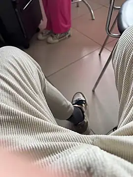 Snapshot of buodiculo chatting on February 25, 2025, 1:06 pm buodiculo online show from February 25, 2025, 1:06 pm