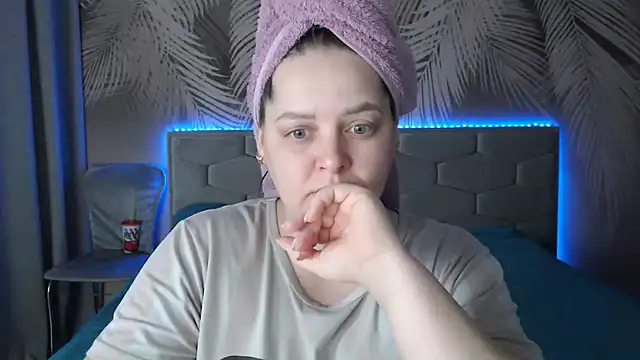 Snapshot of uliastar chatting on February 22, 2025, 6:06 am uliastar online show from February 22, 2025, 6:06 am