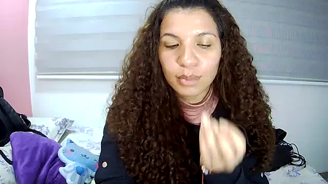 Snapshot of gatubelahot chatting on October 24, 2025, 2:30 am gatubelahot online show from October 24, 2025, 2:30 am