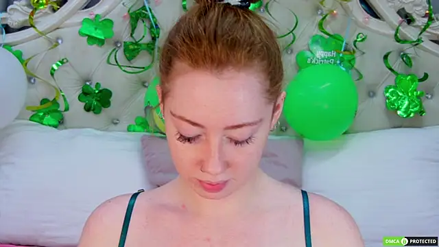 TinaBrook online show from March 17, 2025, 4:19 am