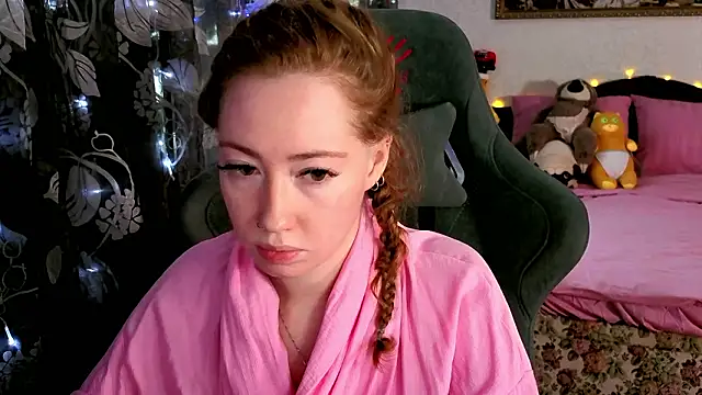 TinaBrook online show from March 4, 2026, 3:45 am