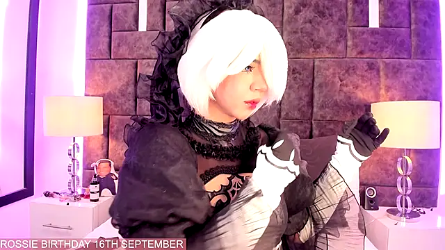 Snapshot of Petit-Rosse chatting on September 8, 2025, 3:00 pm Petit-Rosse online show from September 8, 2025, 3:00 pm