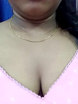 Snapshot of Lakhsmii chatting on February 17, 2025, 1:36 am Lakhsmii online show from February 17, 2025, 1:36 am