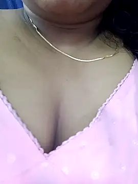 Snapshot of Lakhsmii chatting on February 24, 2025, 1:46 am Lakhsmii online show from February 24, 2025, 1:46 am